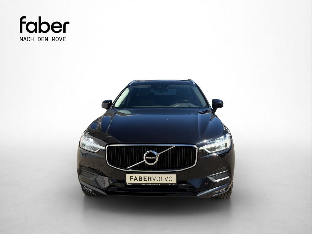 Volvo XC60 D3 Diesel Momentum Pro 2WD foto 2