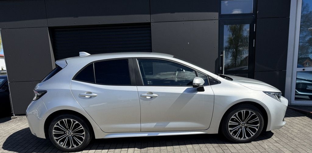 Toyota Corolla 1.2 Team D foto 13