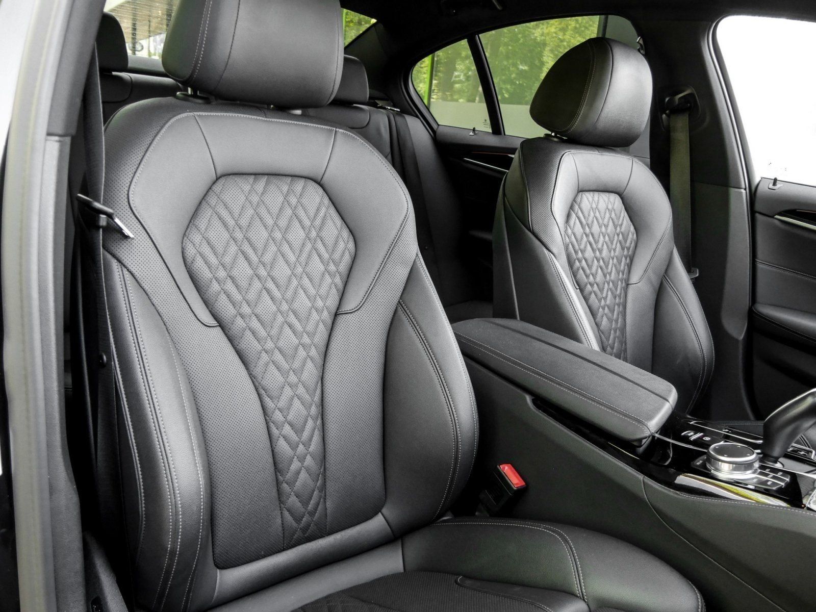 BMW 530d M SPORT+DA+PA+HiFi+ADAPT.LED foto 6