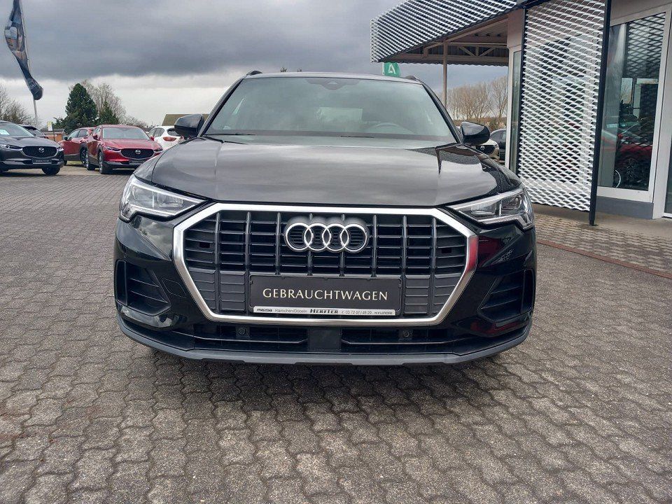 Audi Q3 ALCANTARA/AHK/8-FACH BEREIFT/E-HECKKLAPPE foto 2