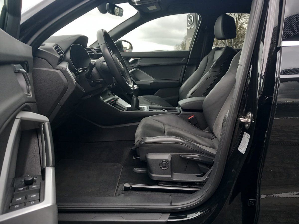 Audi Q3 ALCANTARA/AHK/8-FACH BEREIFT/E-HECKKLAPPE foto 14