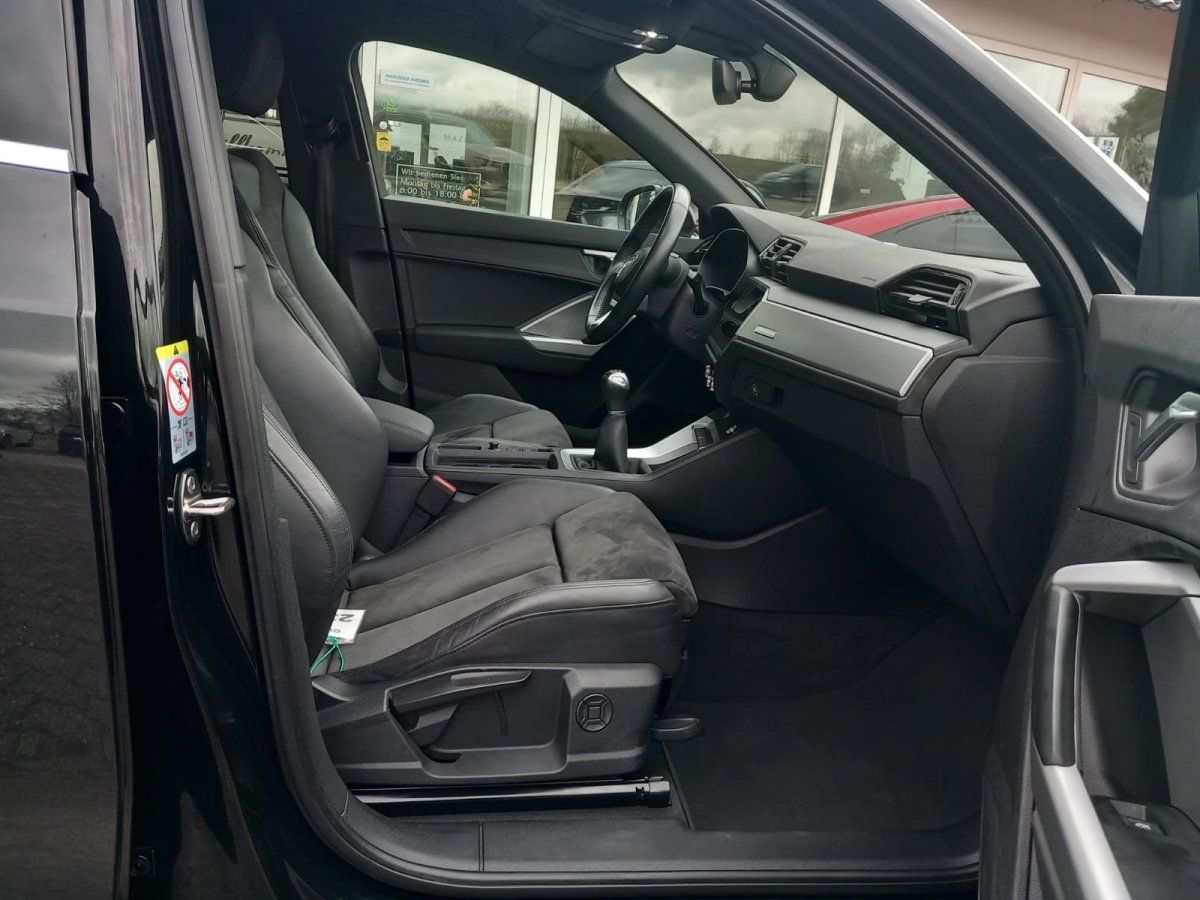 Audi Q3 ALCANTARA/AHK/8-FACH BEREIFT/E-HECKKLAPPE foto 15