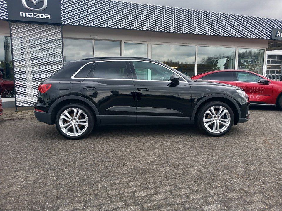 Audi Q3 ALCANTARA/AHK/8-FACH BEREIFT/E-HECKKLAPPE foto 4