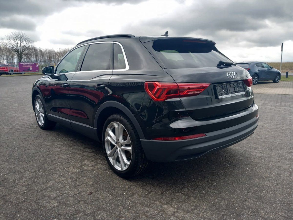 Audi Q3 ALCANTARA/AHK/8-FACH BEREIFT/E-HECKKLAPPE foto 7