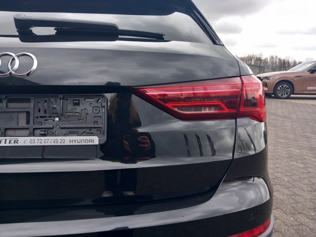 Audi Q3 ALCANTARA/AHK/8-FACH BEREIFT/E-HECKKLAPPE foto 10