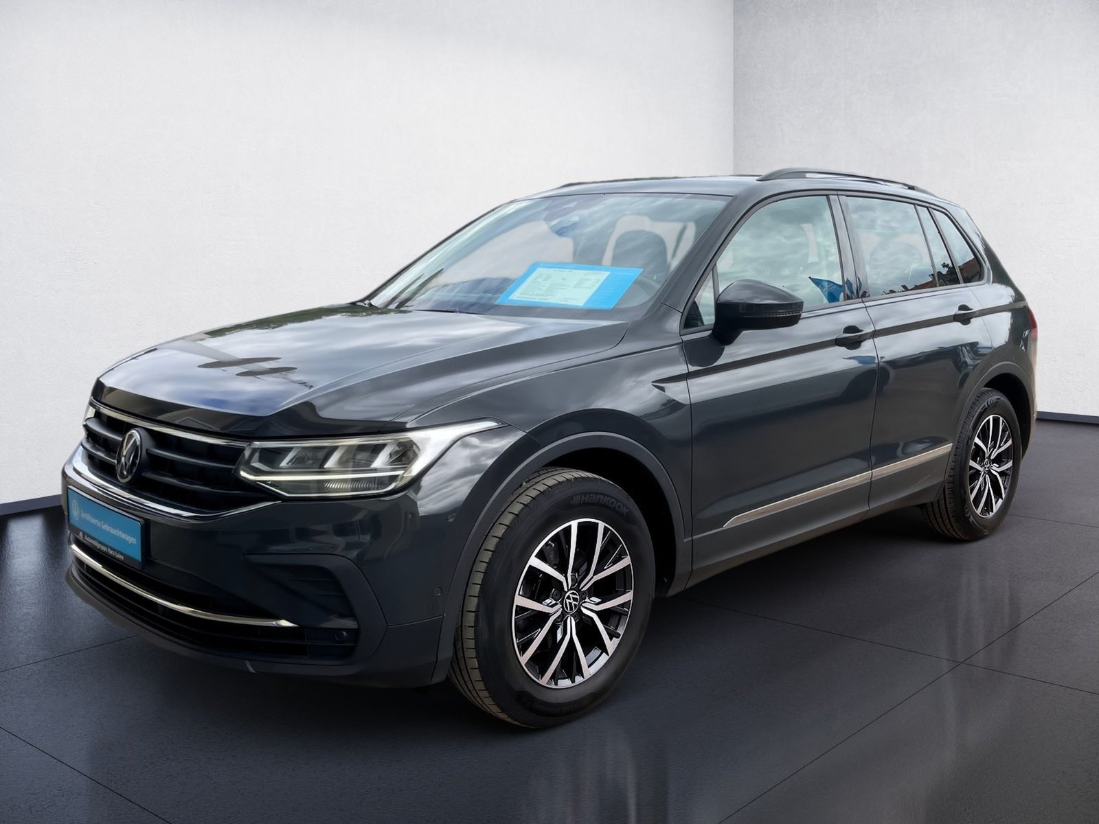 Volkswagen Tiguan LIFE TSI+ALU 17+NAVI+PARK ASSIST+TRAVEL A foto 2