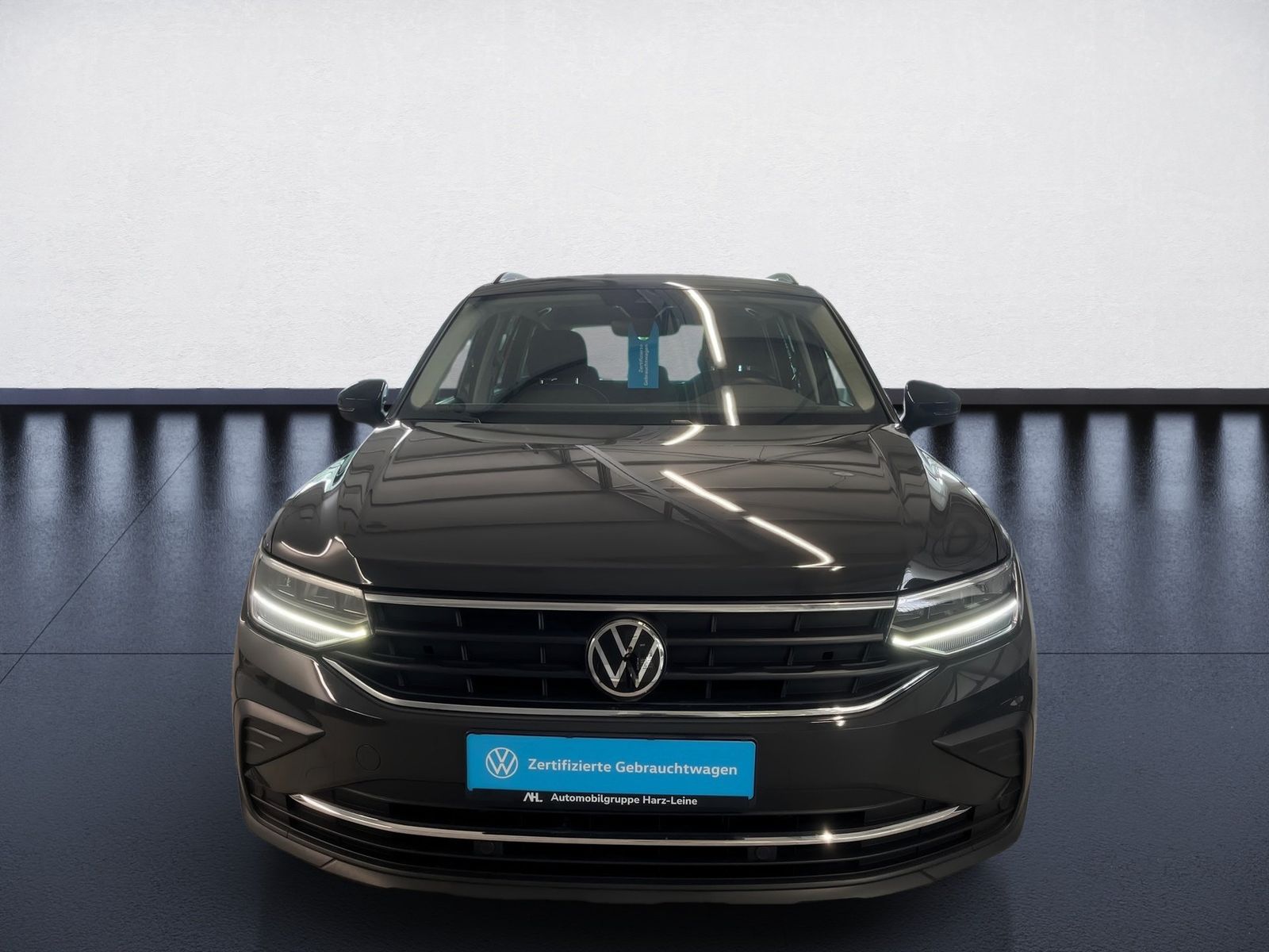 Volkswagen Tiguan LIFE TSI+ALU 17+NAVI+PARK ASSIST+TRAVEL A foto 9