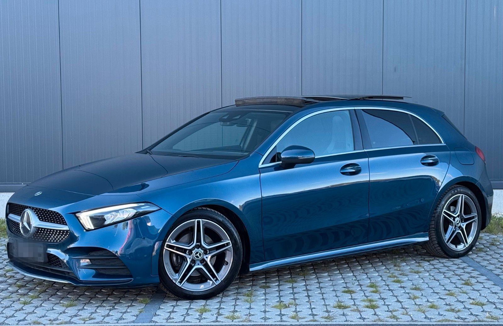 Mercedes-Benz A200d*AMG*Panorama*Alcantara*Ambiente*Kamera* foto 2