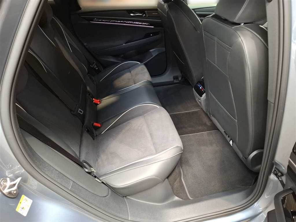 Volkswagen ID.7 Tourer Pro 77 kWh Exterieur+Interieur Plus foto 21