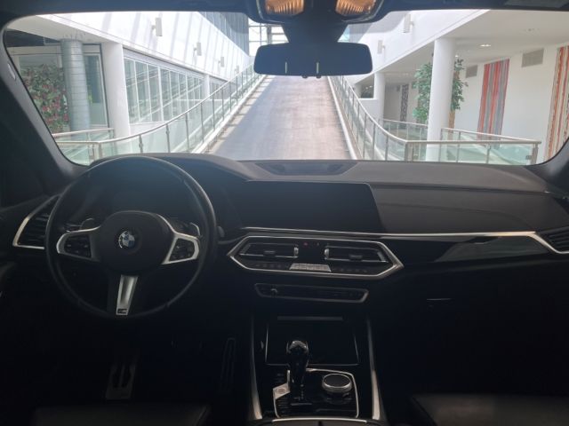 BMW X5 xDrive 30d M-Sport HUD ACC RFK Memory Navi Le foto 6