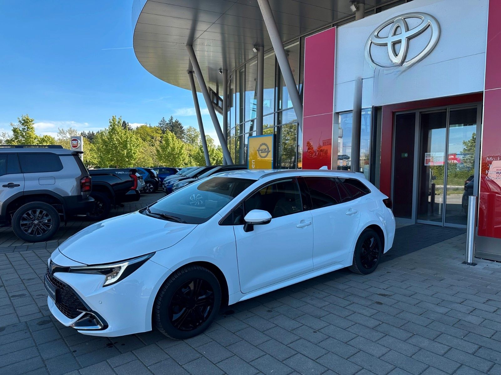 Toyota Corolla 2.0 TS Hybrid Team Deutsch., NAVI, LED foto 2