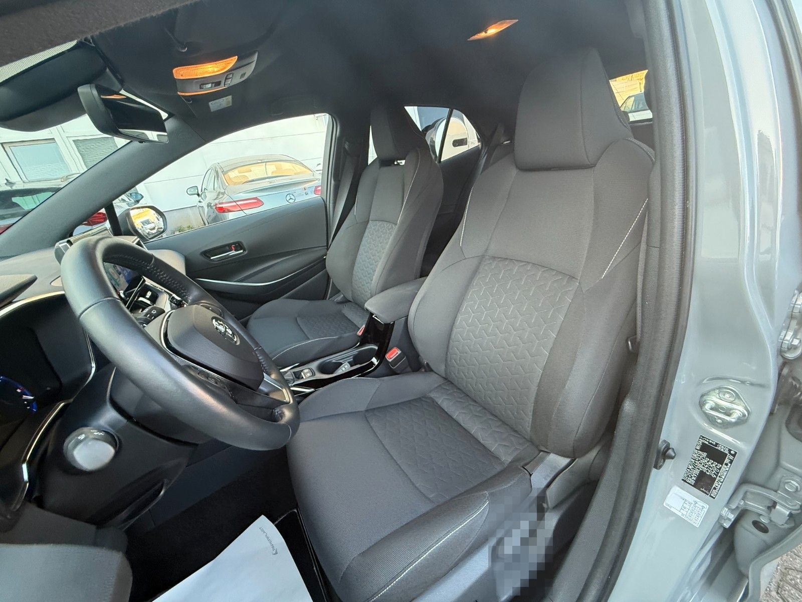 Toyota Corolla Hybrid Team D KAMERA/KLIMA/NAVI/CARPLAY foto 16