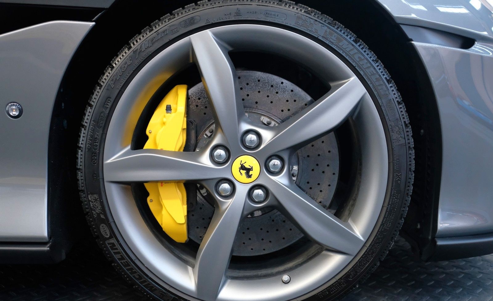 Ferrari Portofino M/CARBON/ADAS/JBL/BELÜFTUNG/360CAMERA foto 11