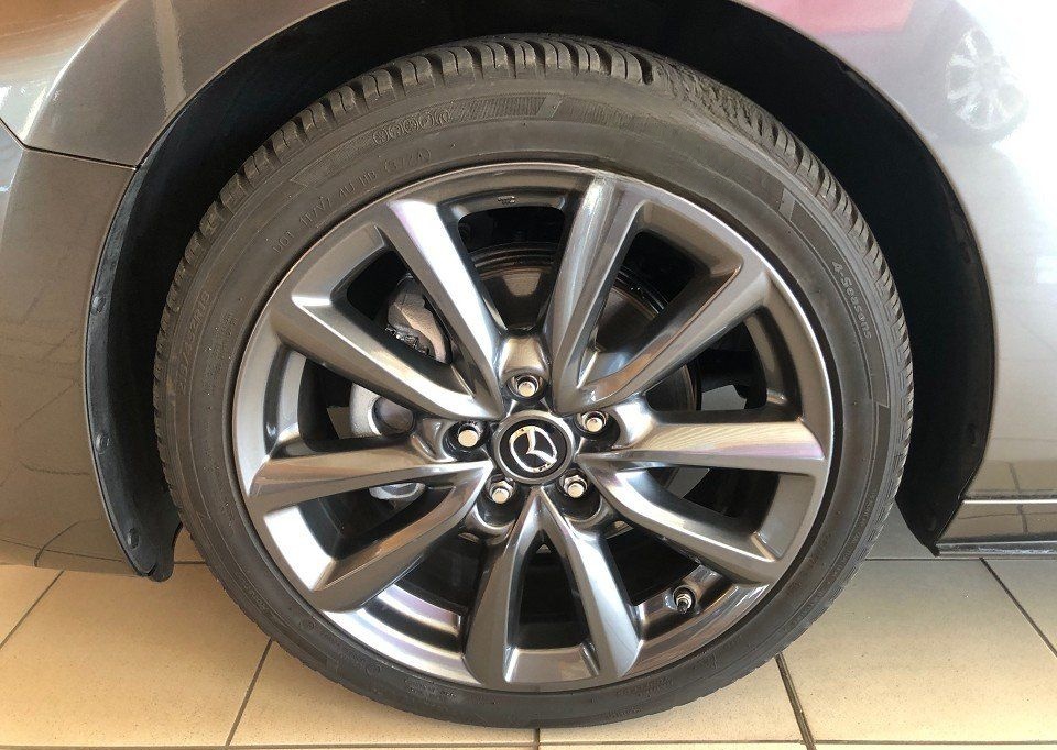 Mazda 3 2.5l Sondermodell Takumi Matrix-LED foto 6
