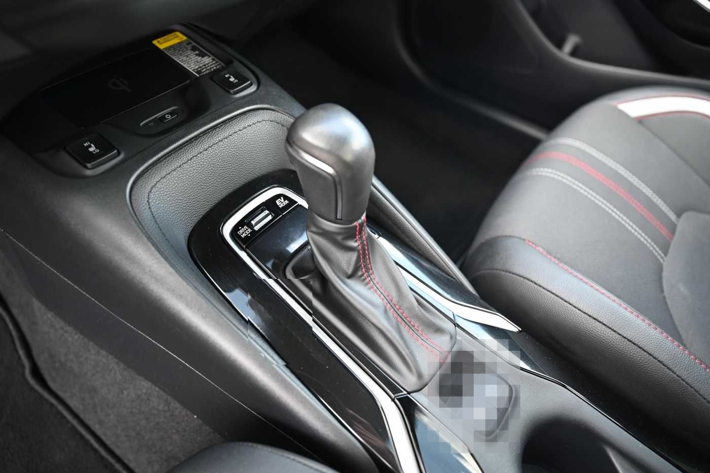 Toyota Corolla Touring Sports Hybrid 2.0 GR Sport foto 12