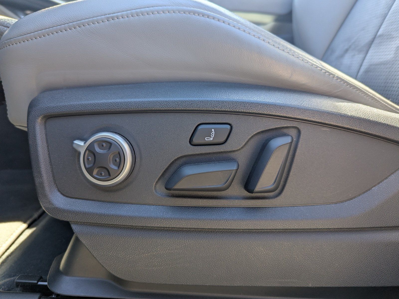 Audi Q5 50 TFSI PLUG-IN *AHK PANO B&O* foto 13