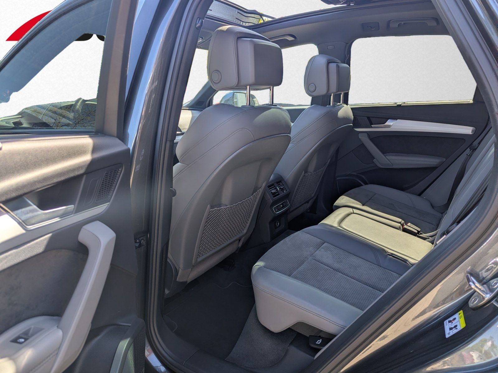 Audi Q5 50 TFSI PLUG-IN *AHK PANO B&O* foto 10