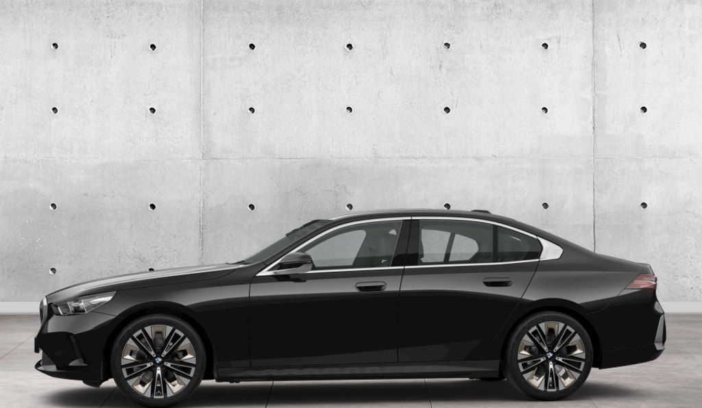 BMW 520d M Sport el. Sitze, Kamera foto 6