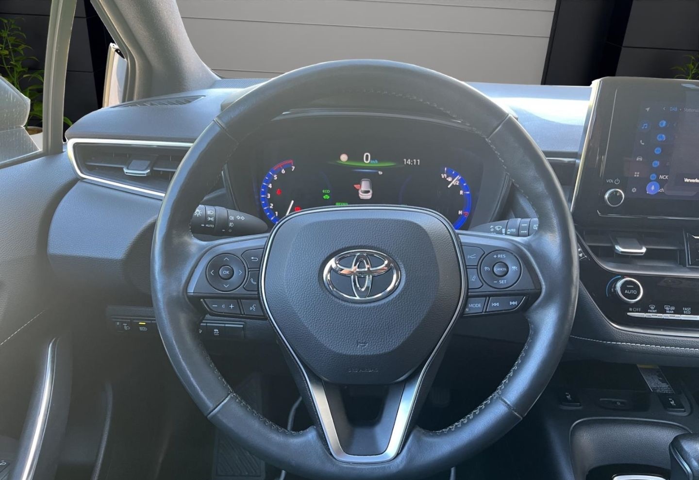 Toyota Corolla Touring Sports Hybrid Team D AHK abnehmb foto 10
