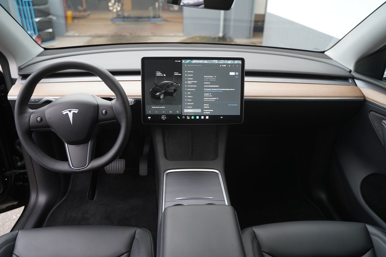 Tesla Model Y Long Range AWD *Mwst. ausweisbar* foto 2