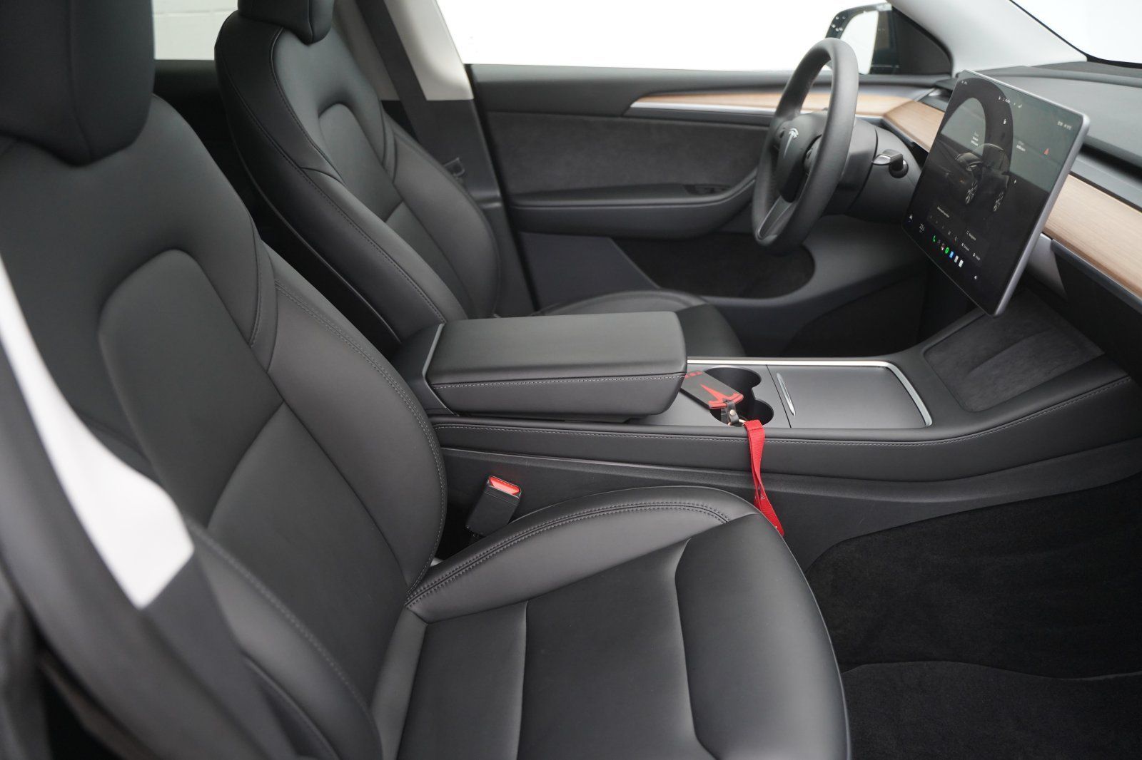 Tesla Model Y Long Range AWD *Mwst. ausweisbar* foto 18