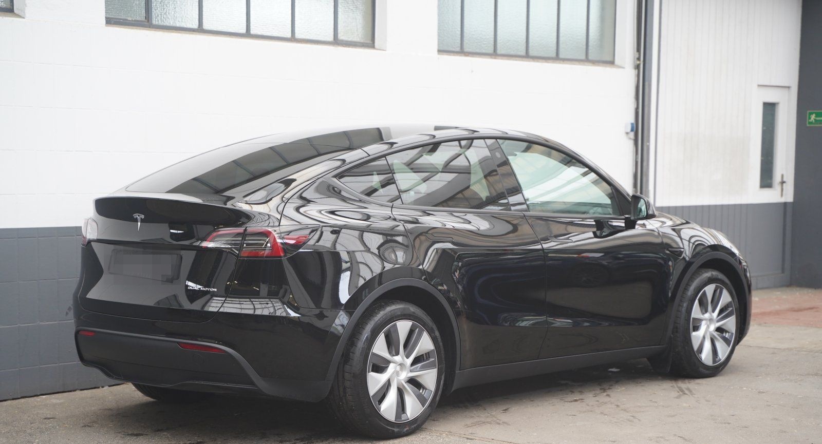 Tesla Model Y Long Range AWD *Mwst. ausweisbar* foto 22