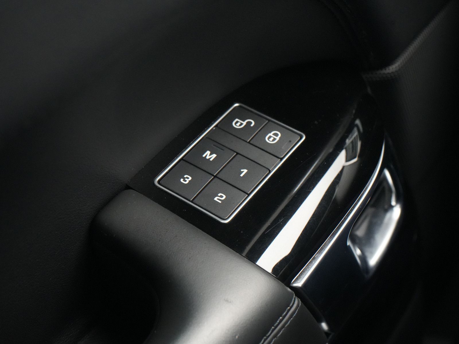 Land Rover Range Rover SDV8 Vogue PANO STANDHZ AHK LUFT ACC foto 14