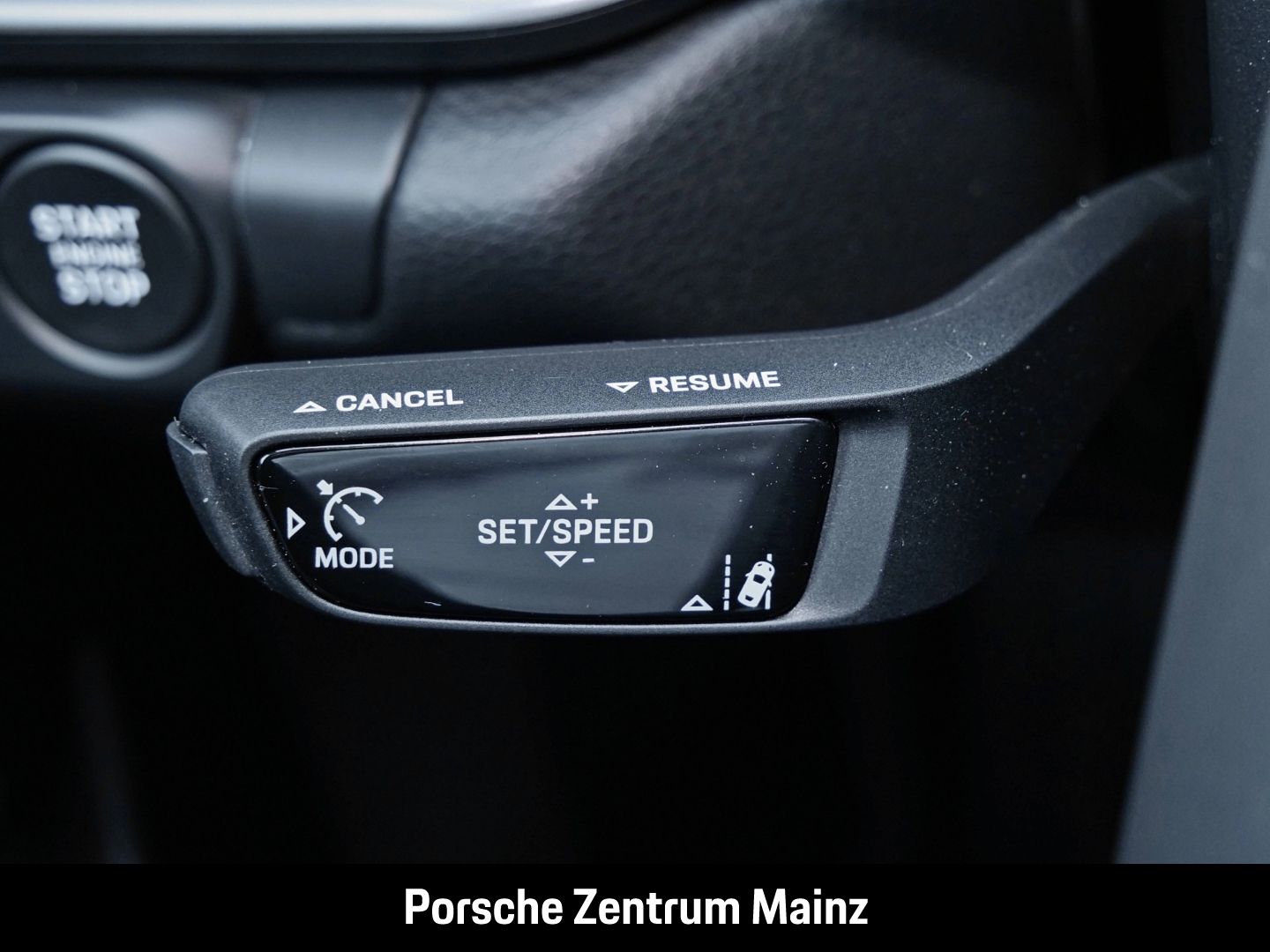Porsche 992 911 Carrera Sportabgas Surround View BOSE foto 24