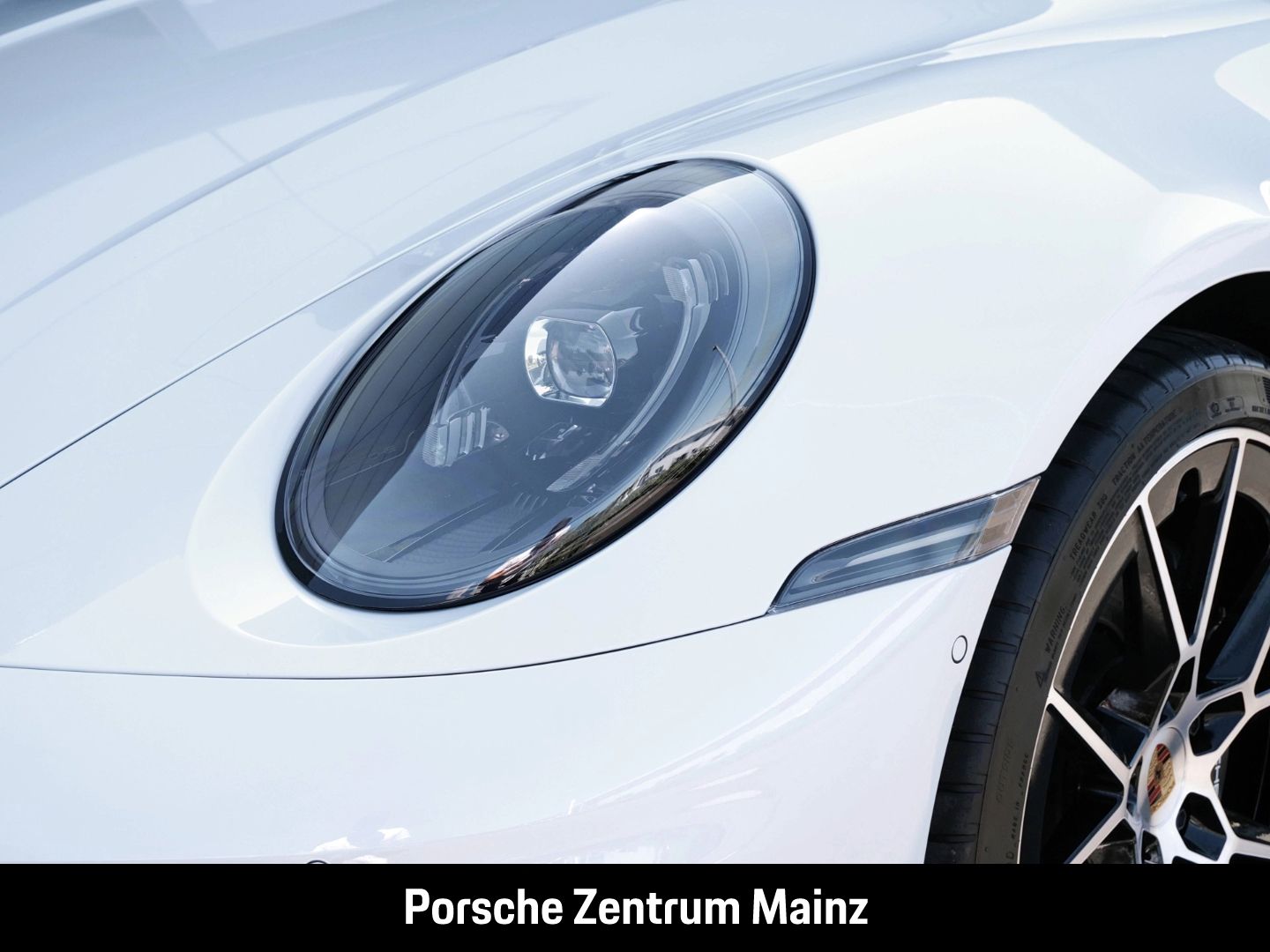 Porsche 992 911 Carrera Sportabgas Surround View BOSE foto 10