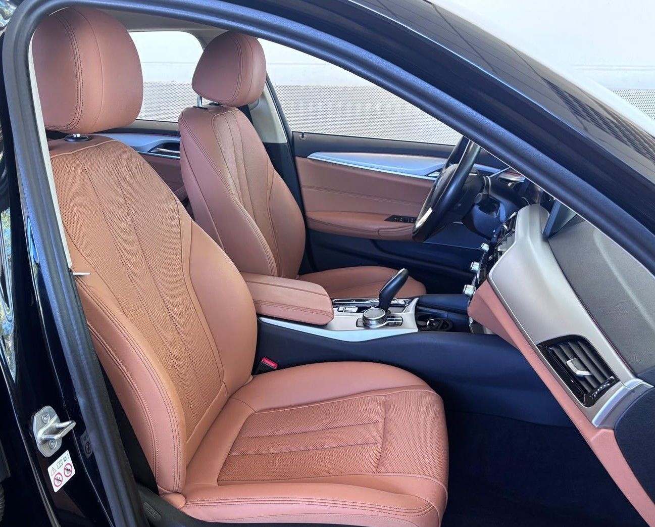 BMW 530 d Business LED Kamera ACC CarPlay H&K Virtua foto 10