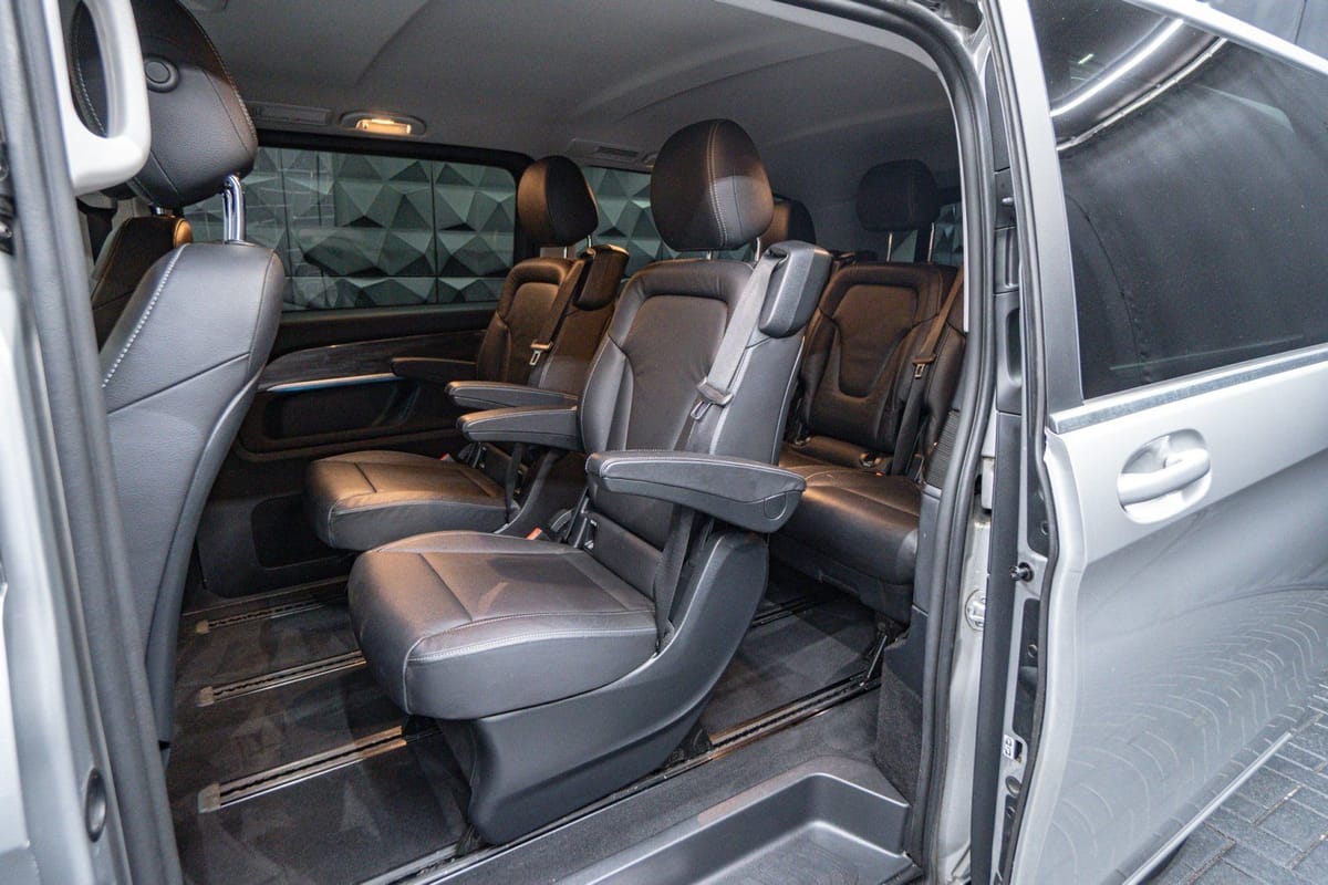 Mercedes-Benz V 250 Extralang AVANTGARDE 7Sitze foto 16