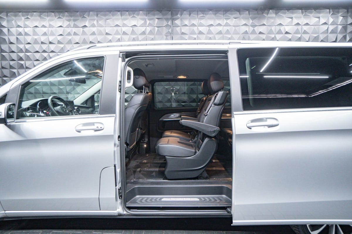 Mercedes-Benz V 250 Extralang AVANTGARDE 7Sitze foto 18