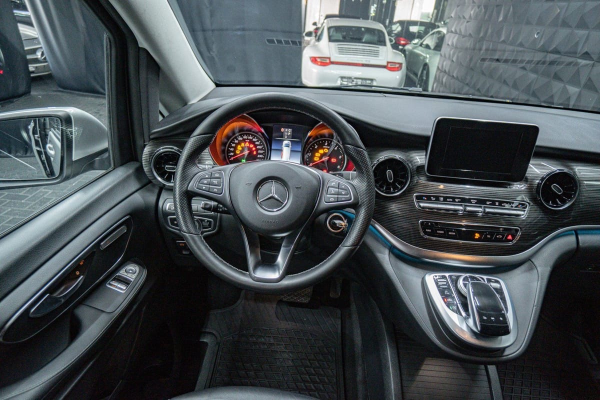 Mercedes-Benz V 250 Extralang AVANTGARDE 7Sitze foto 20