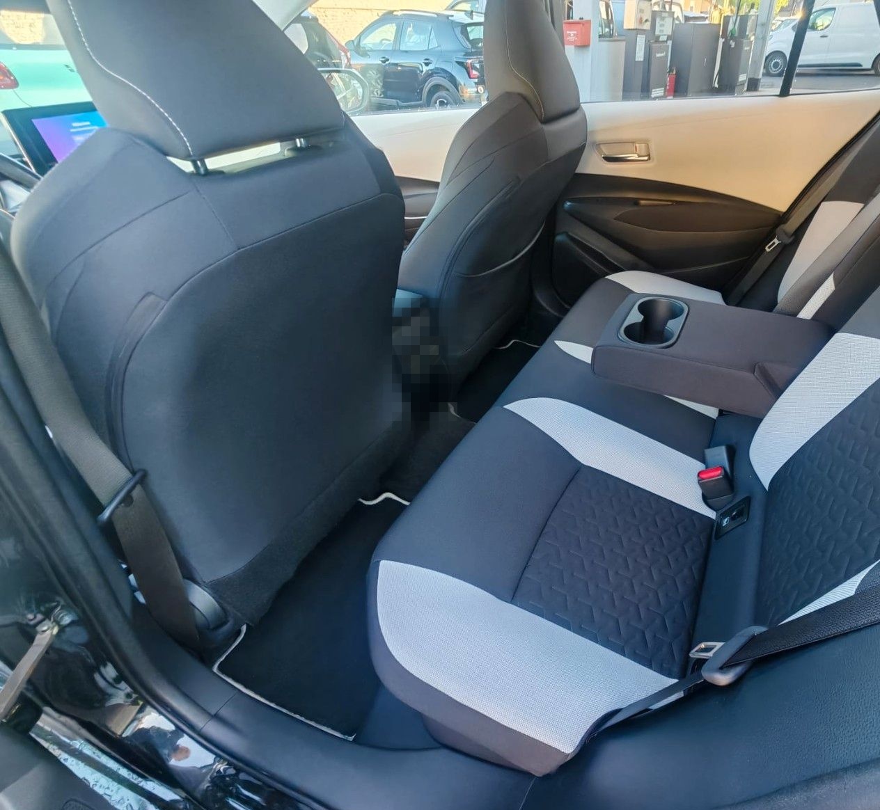 Toyota Corolla Touring Sports Hybrid Team D foto 18
