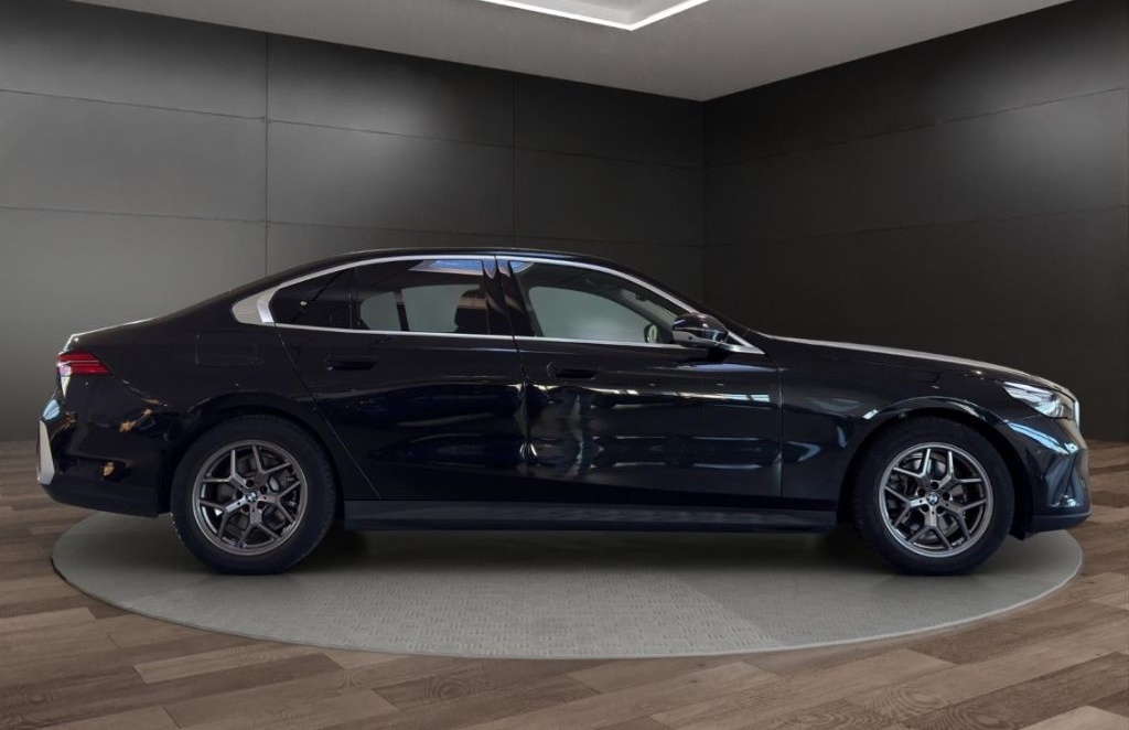 BMW 520 d-Limousine+Park-Assist+DWA+HarmanKardon+ foto 6