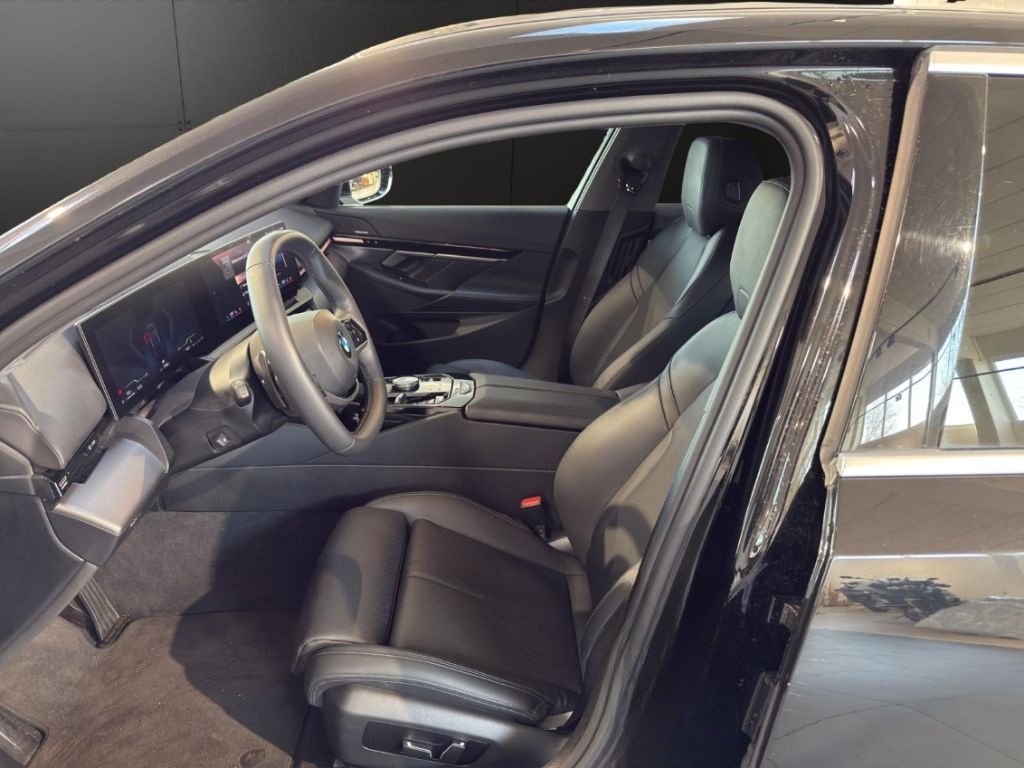 BMW 520 d-Limousine+Park-Assist+DWA+HarmanKardon+ foto 9