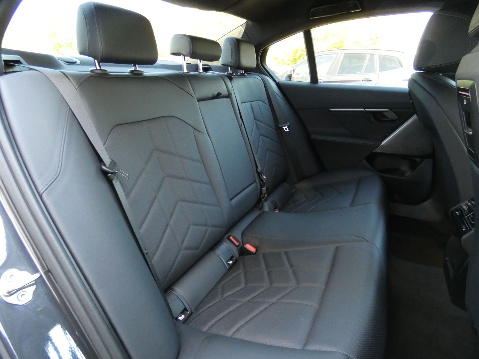 BMW 520d Limousine M Sportpaket DAB LED Komfortzg. foto 16