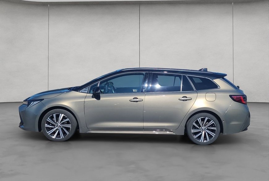 Toyota Corolla 2.0 Hybrid Team D foto 2
