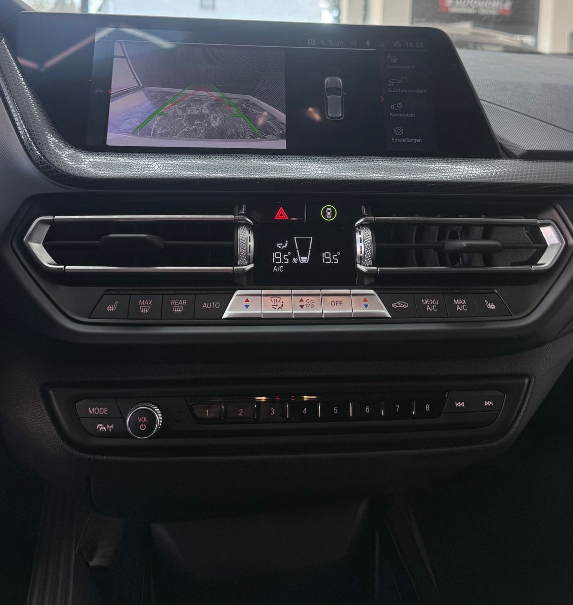 BMW 118 1 Limousine 118 i*Kamera*M-Lenkrad*Navi* foto 15