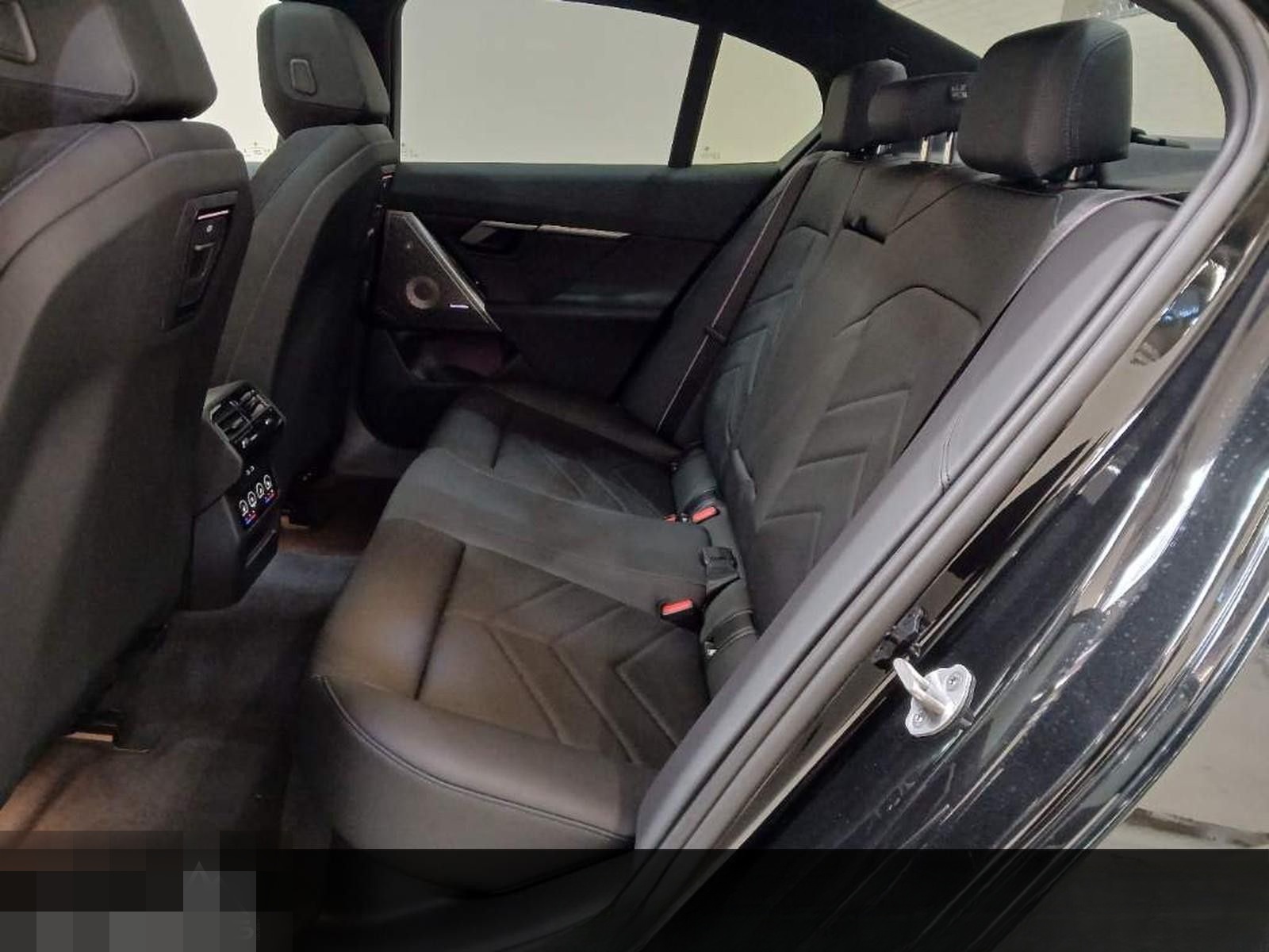 BMW 540 XD M SPORT/SHADOW/ 360°/WIDES./B&W/STAND./PA foto 12