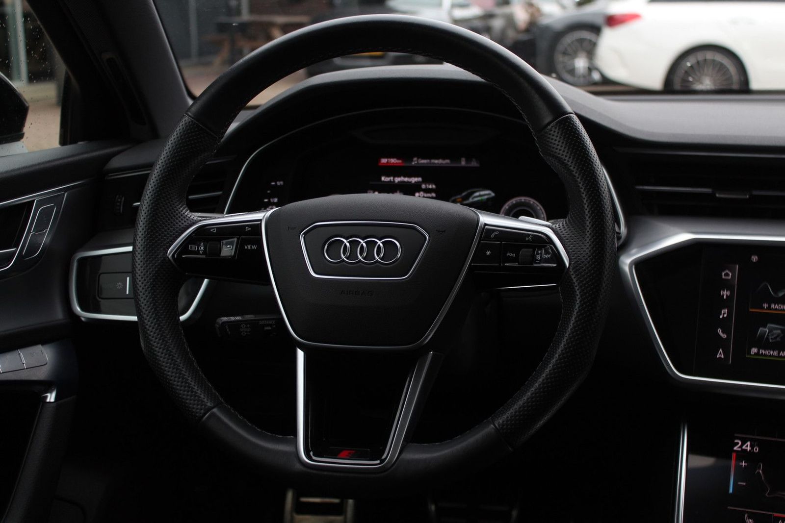 Audi A6 Avant 55 TFSI e quattro Competition / SoH 94, foto 18
