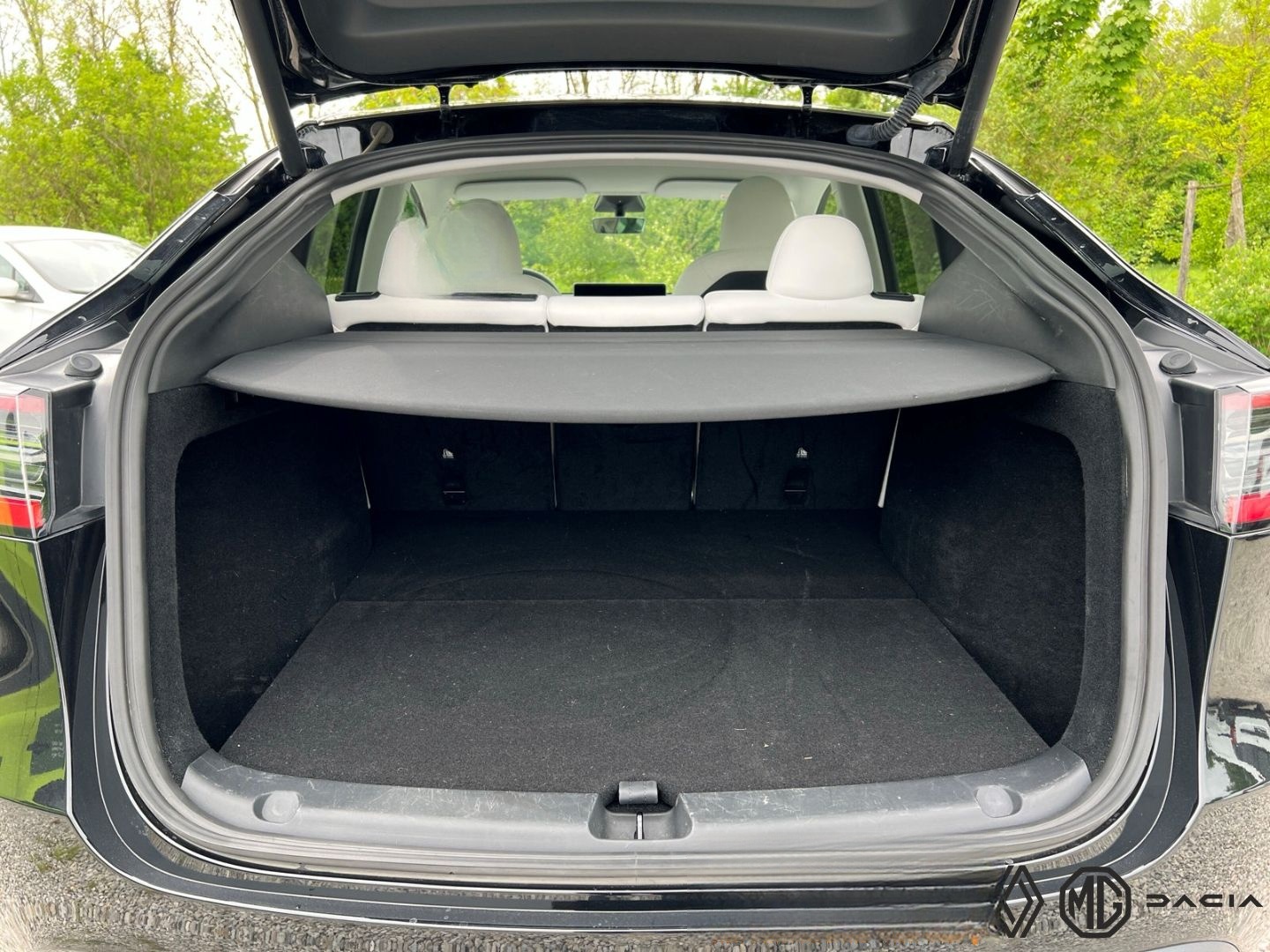 Tesla Model Y Long Range Dual AWD MwSt. ausweisbar foto 9