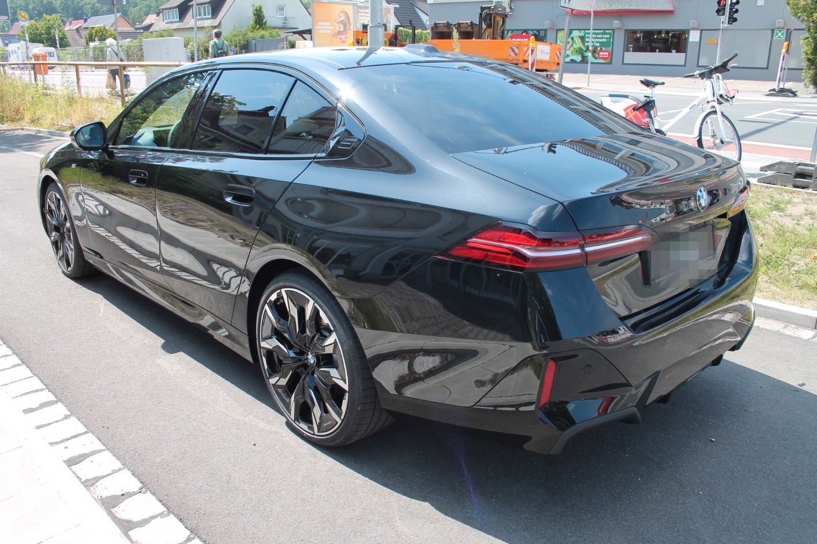 BMW 520 d xDrive M Sport/21"/Sitzkühlung/UPE:83.990€ foto 4