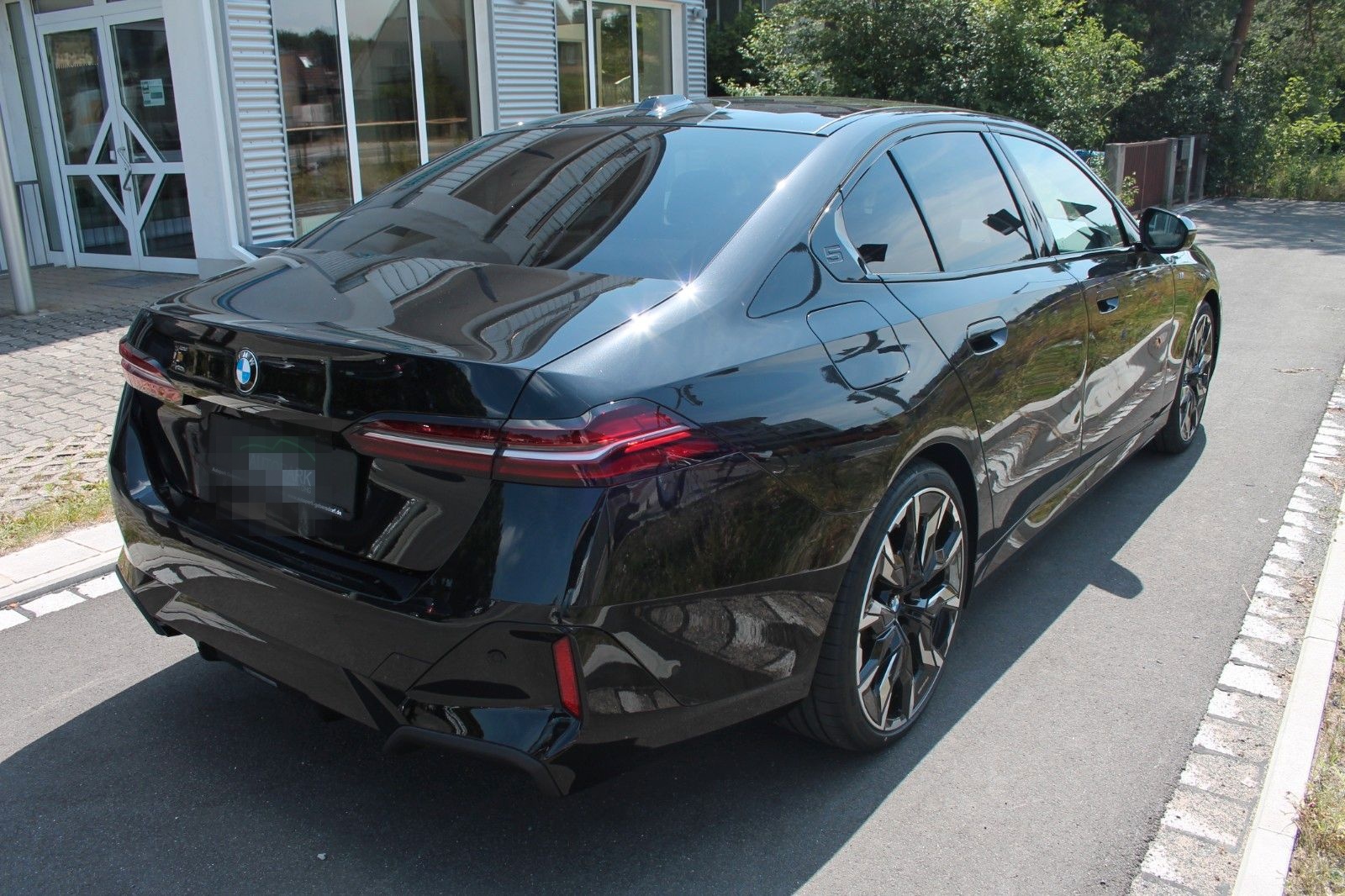 BMW 520 d xDrive M Sport/21"/Sitzkühlung/UPE:83.990€ foto 6