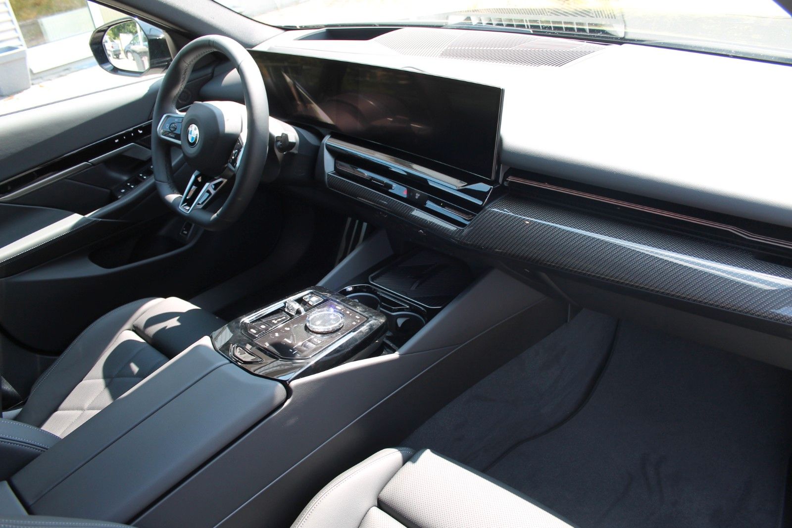 BMW 520 d xDrive M Sport/21"/Sitzkühlung/UPE:83.990€ foto 9