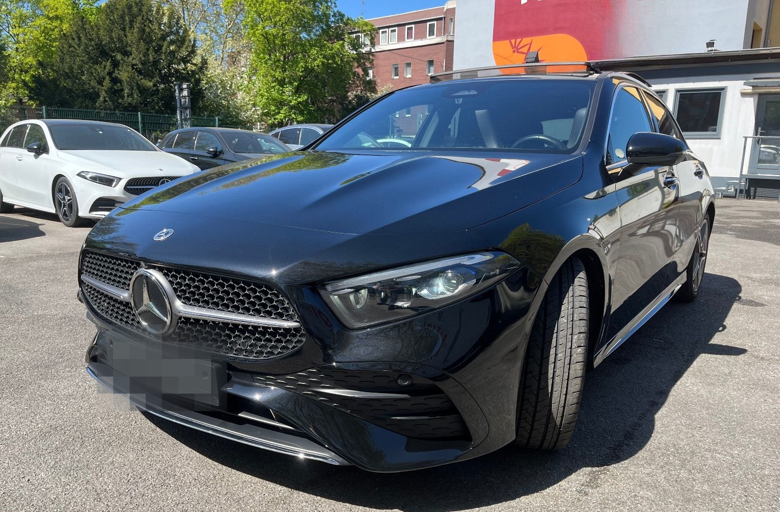 Mercedes-Benz A 200 AMG LEDER*MEMORY*HEAD-UP*LED*ACC*360°*PANO
