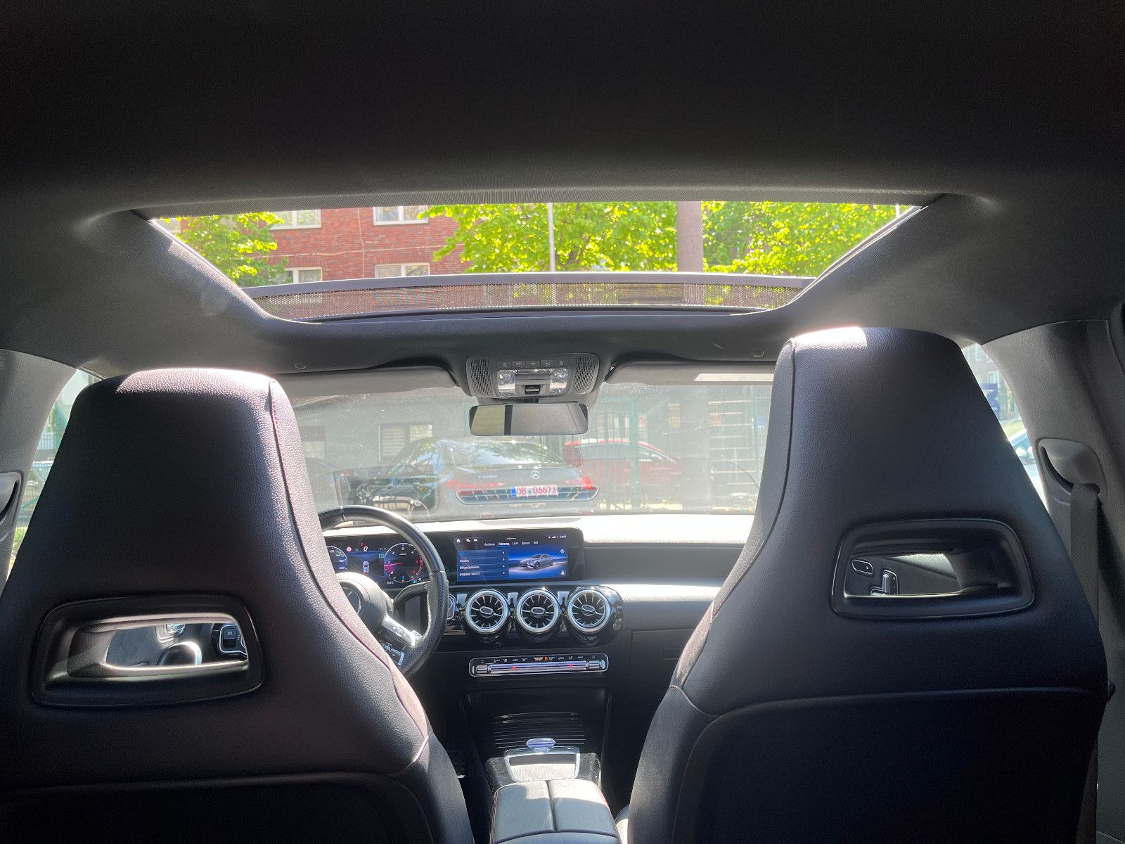 Mercedes-Benz A 200 AMG LEDER*MEMORY*HEAD-UP*LED*ACC*360°*PANO foto 19