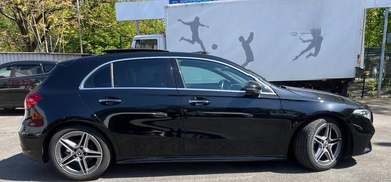 Mercedes-Benz A 200 AMG LEDER*MEMORY*HEAD-UP*LED*ACC*360°*PANO foto 3