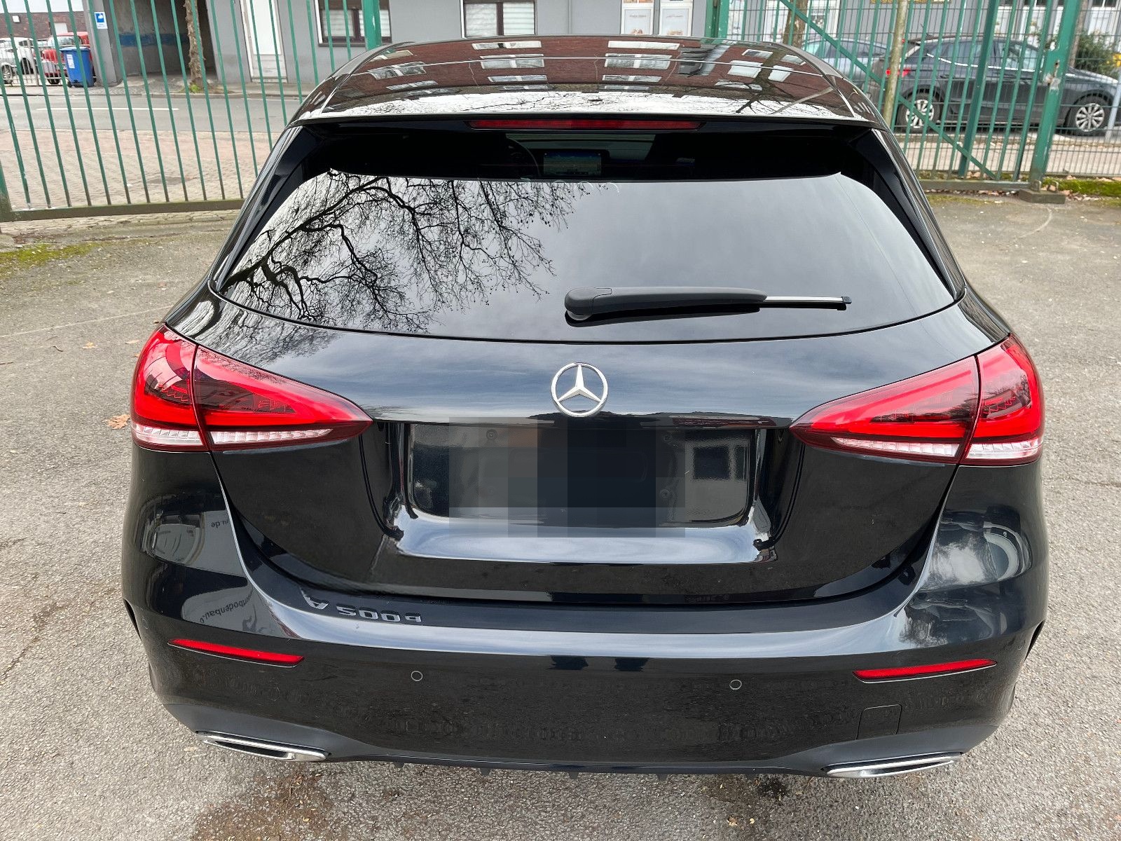 Mercedes-Benz A 200 d AMG LEDER*NAVI*LED*ACC*KAMERA*PANORAMA!! foto 4