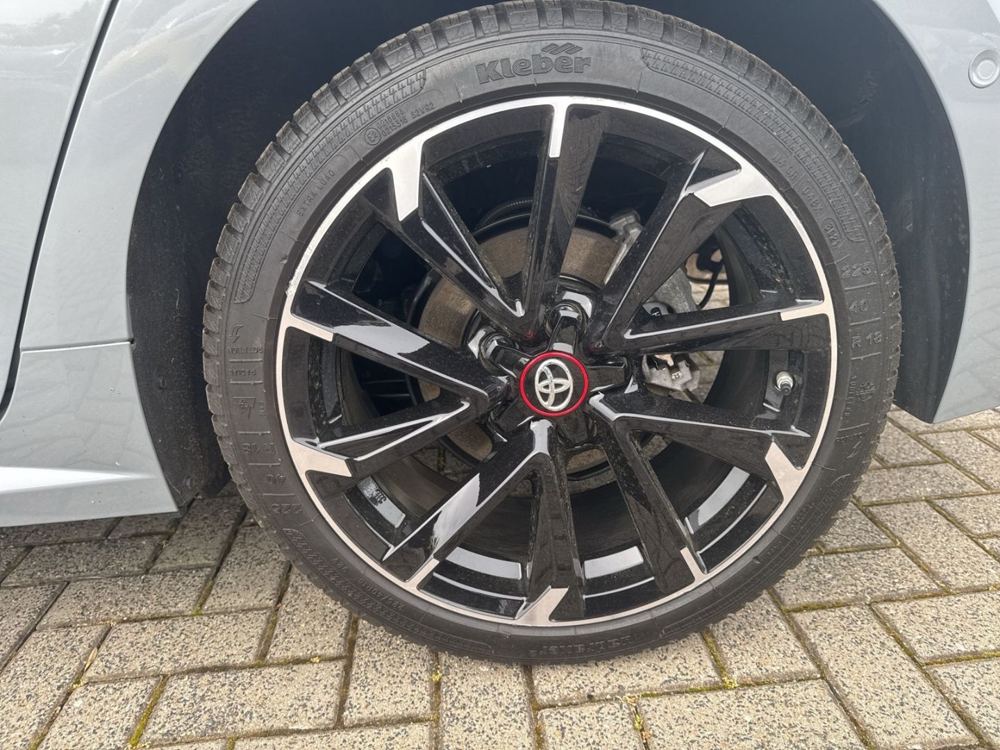 Toyota Corolla Hybrid GR Sport Sportpaket HUD Navi Soun foto 6
